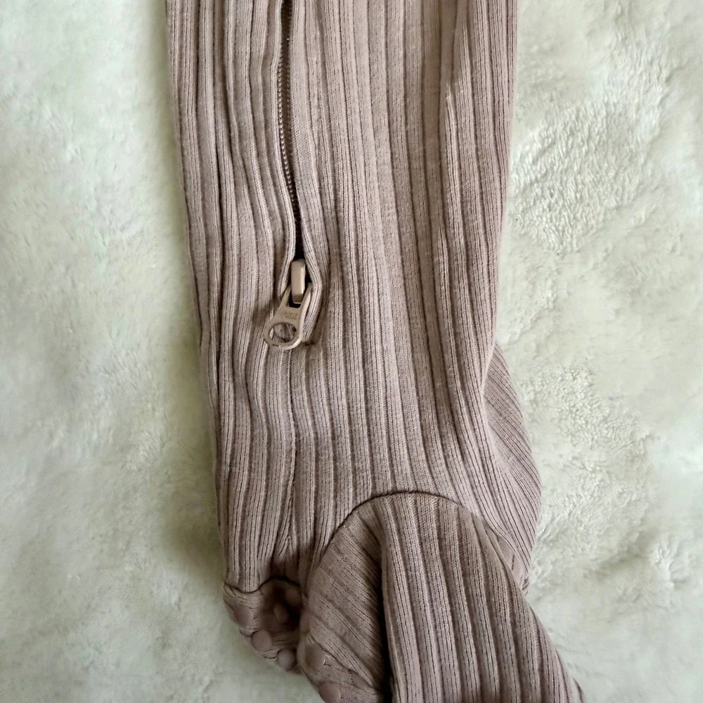 SOVA Baby Ribbed Footed Zip Up Romper Cocoa Mauve Organic Cotton 12-18 Months